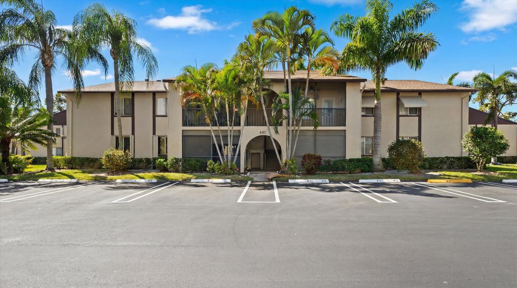 Photo of 431 Pine Glen Lane #C-2, Greenacres, FL 33463 (MLS # R11168976)