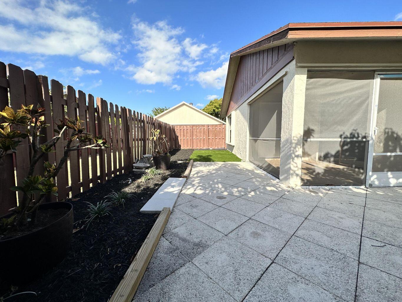 SUMMIT PINES UNIT 2 - Residential