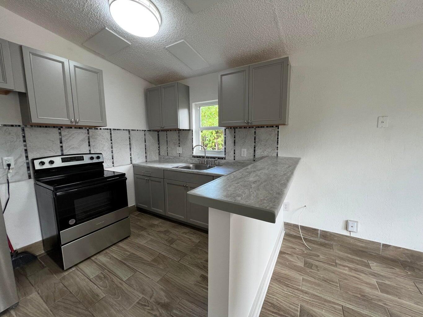 INLET CITY - Residential Lease