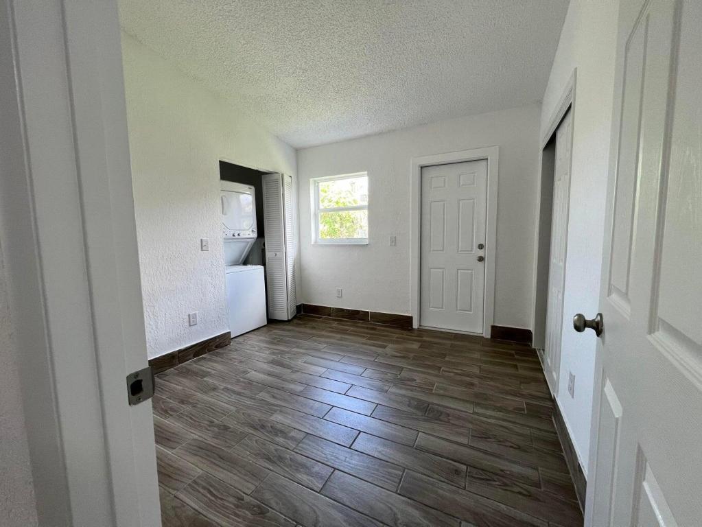 INLET CITY - Residential Lease