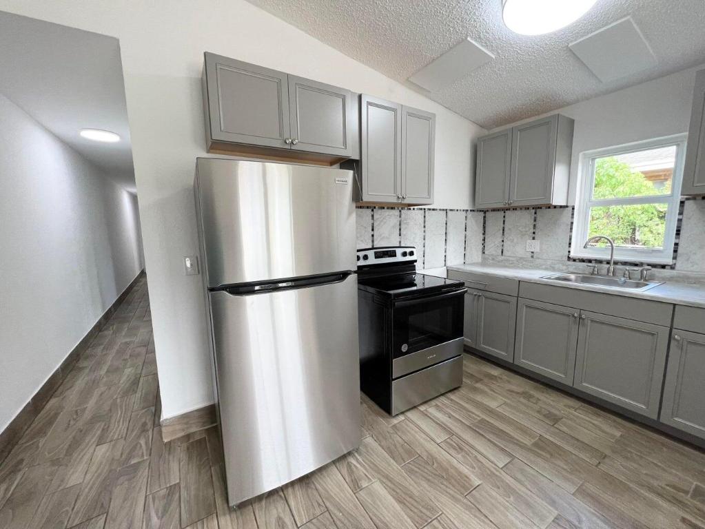 INLET CITY - Residential Lease