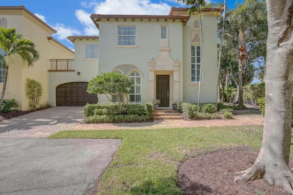 Photo of 138 Via Palma Lane, Boca Raton, FL 33487 (MLS # R11094231)
