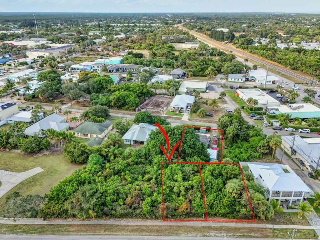Photo of 9156 SE Mars Street, Hobe Sound, FL 33455 (MLS # R11150144)