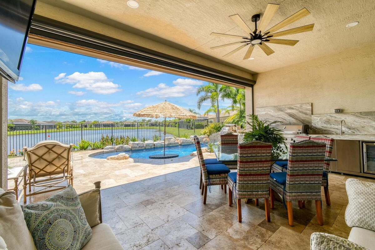 Valencia Cay - Residential