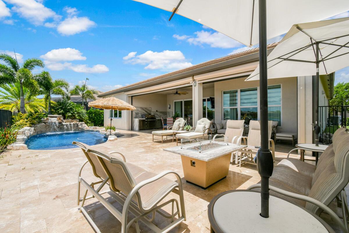 Valencia Cay - Residential