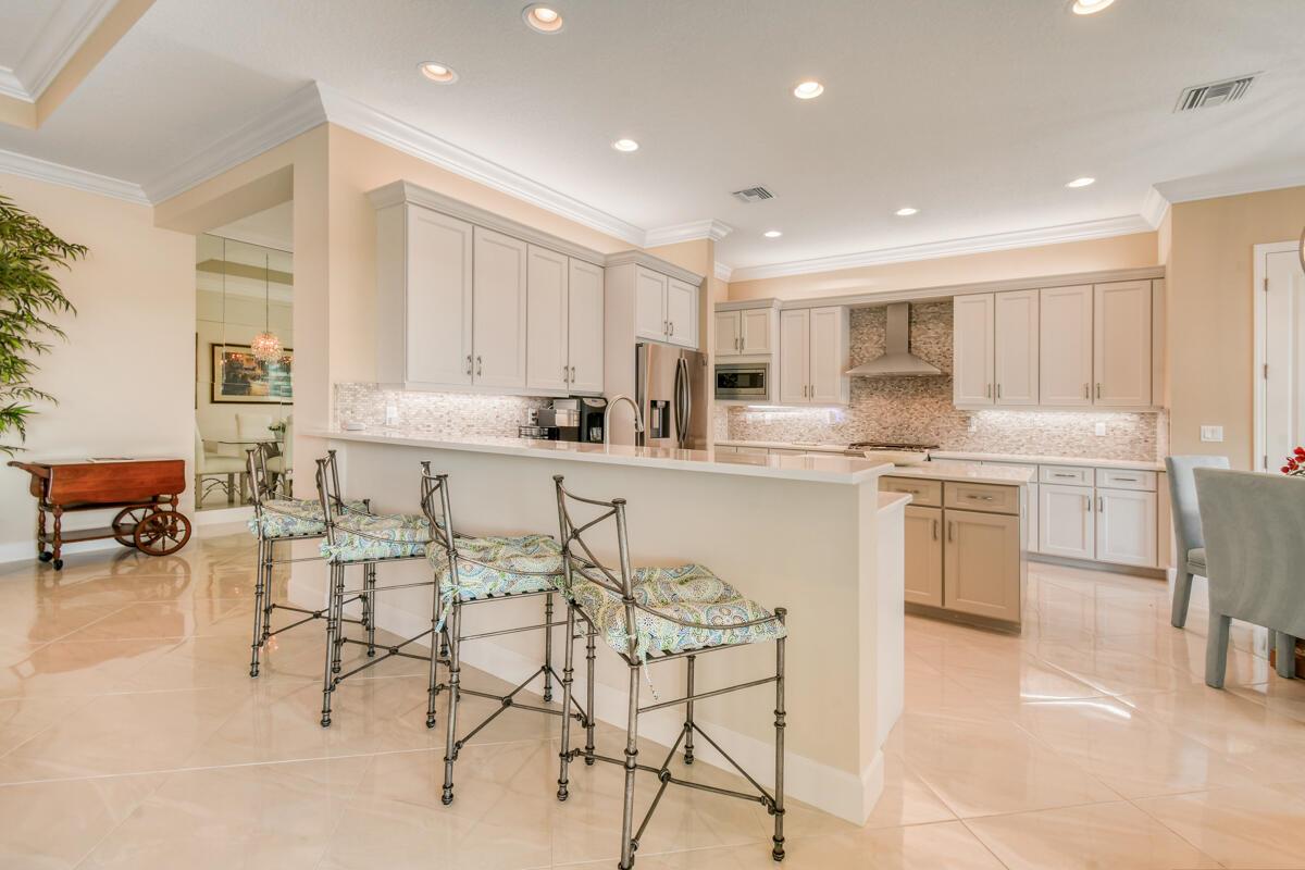 Valencia Cay - Residential