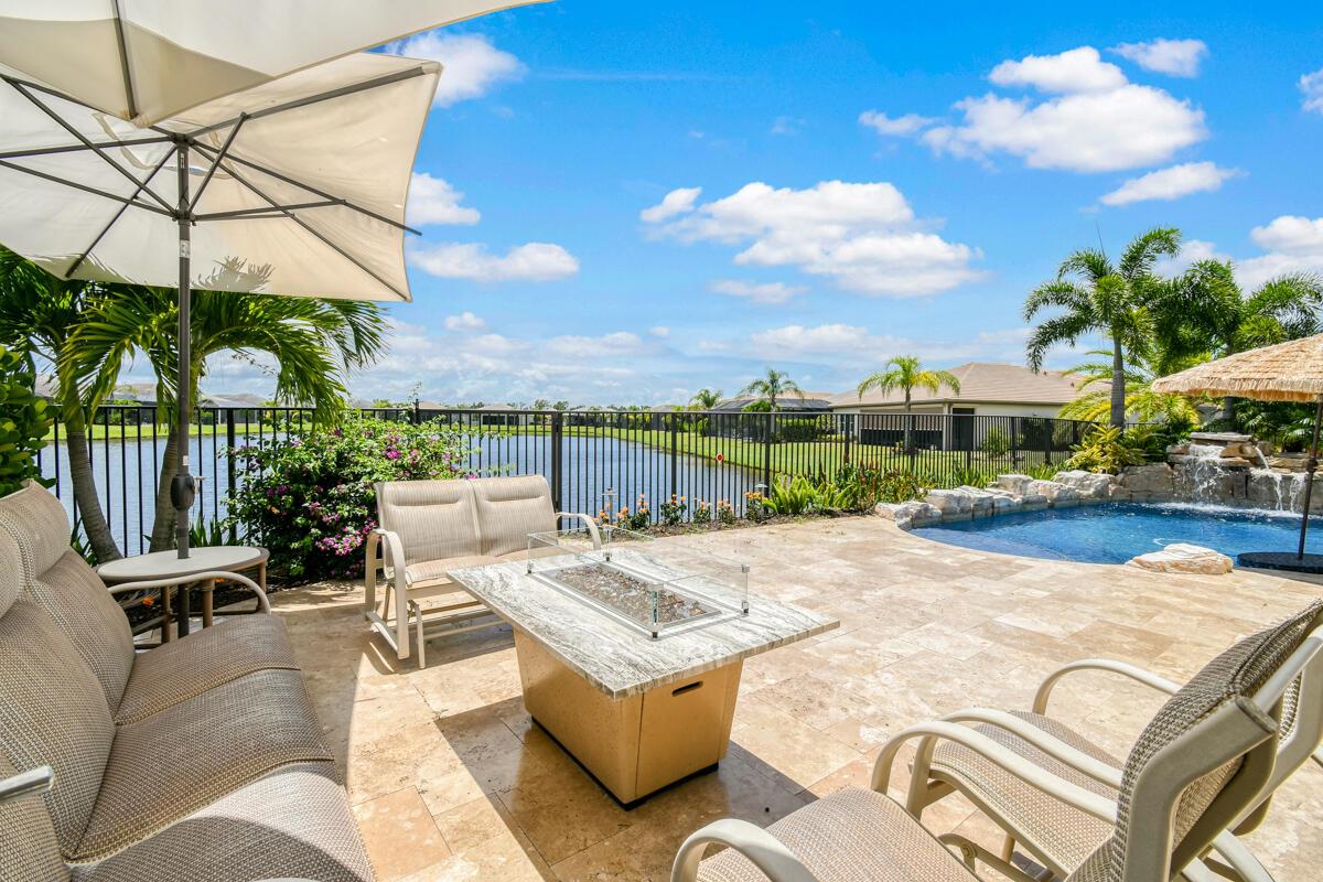 Valencia Cay - Residential