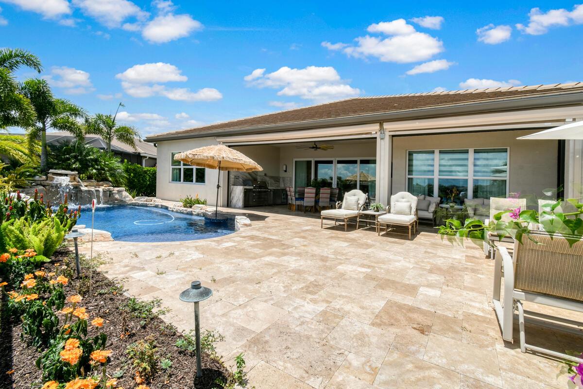 Valencia Cay - Residential