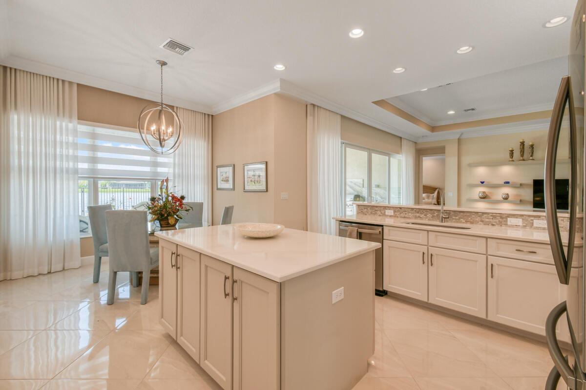 Valencia Cay - Residential