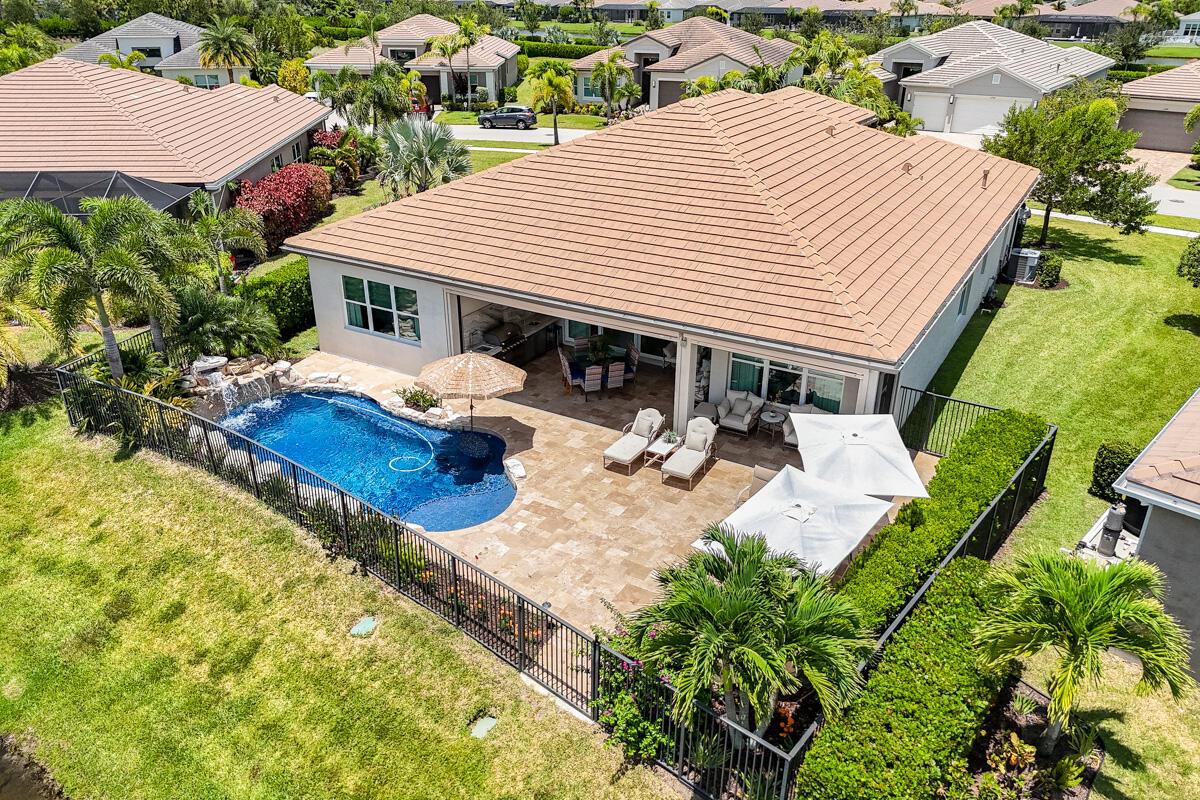 Valencia Cay - Residential