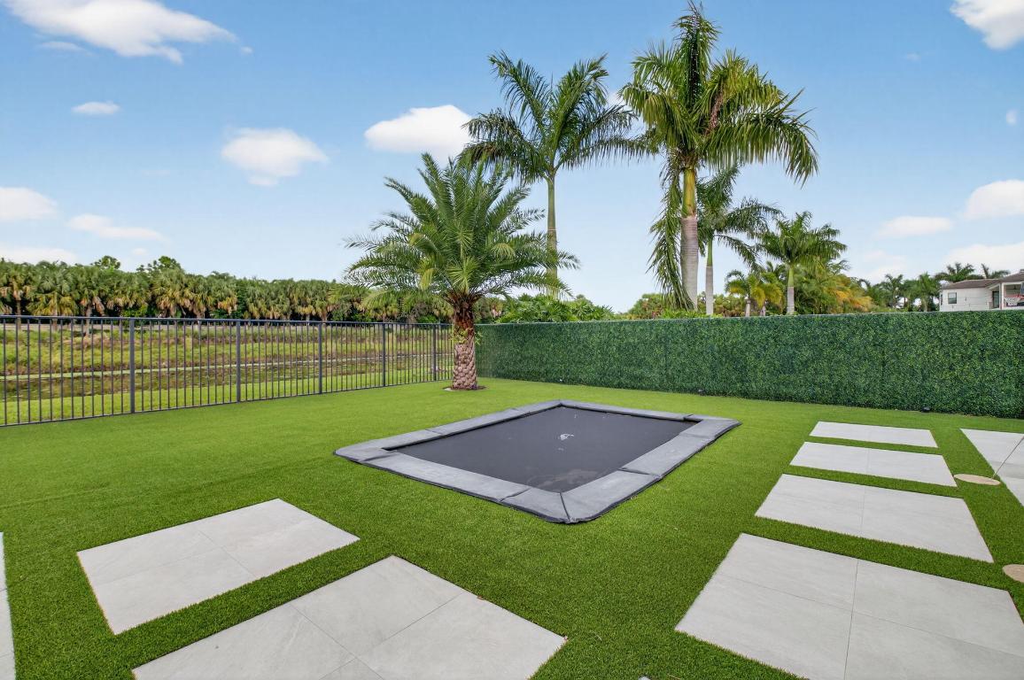 BOCA BRIDGES - Residential