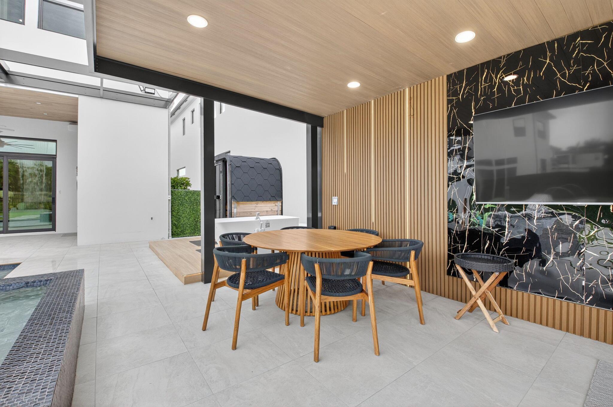 BOCA BRIDGES - Residential