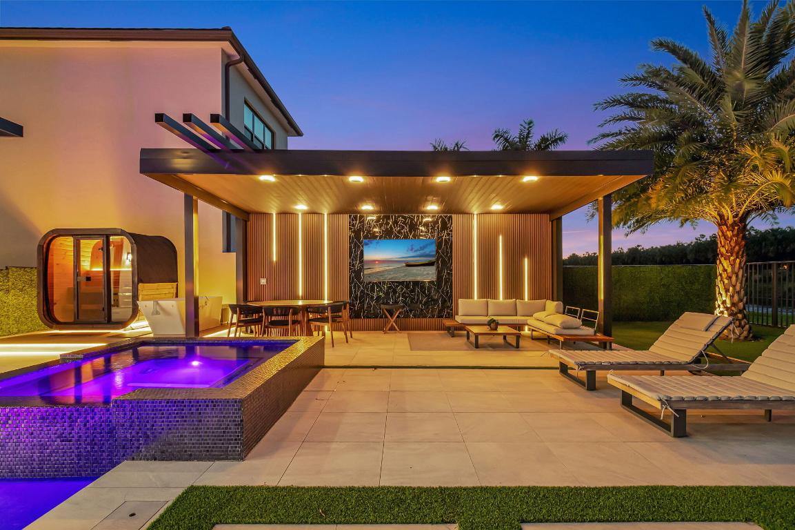 BOCA BRIDGES - Residential