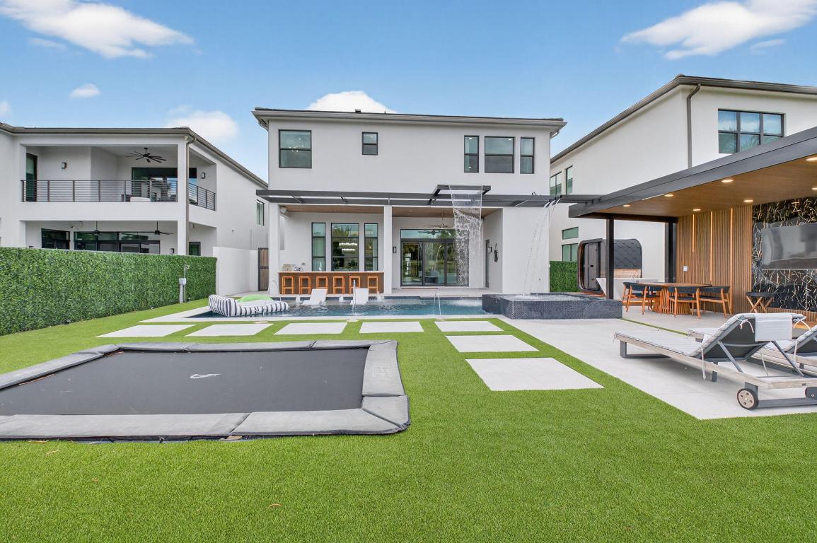 BOCA BRIDGES - Residential