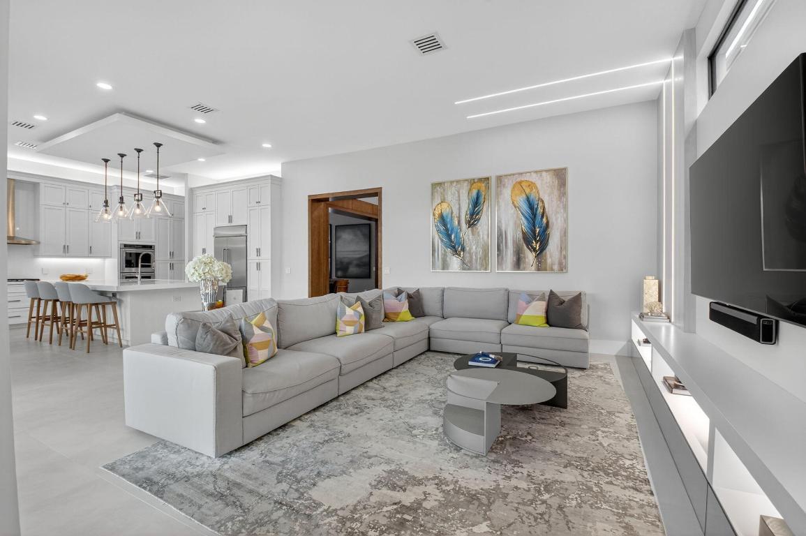 BOCA BRIDGES - Residential