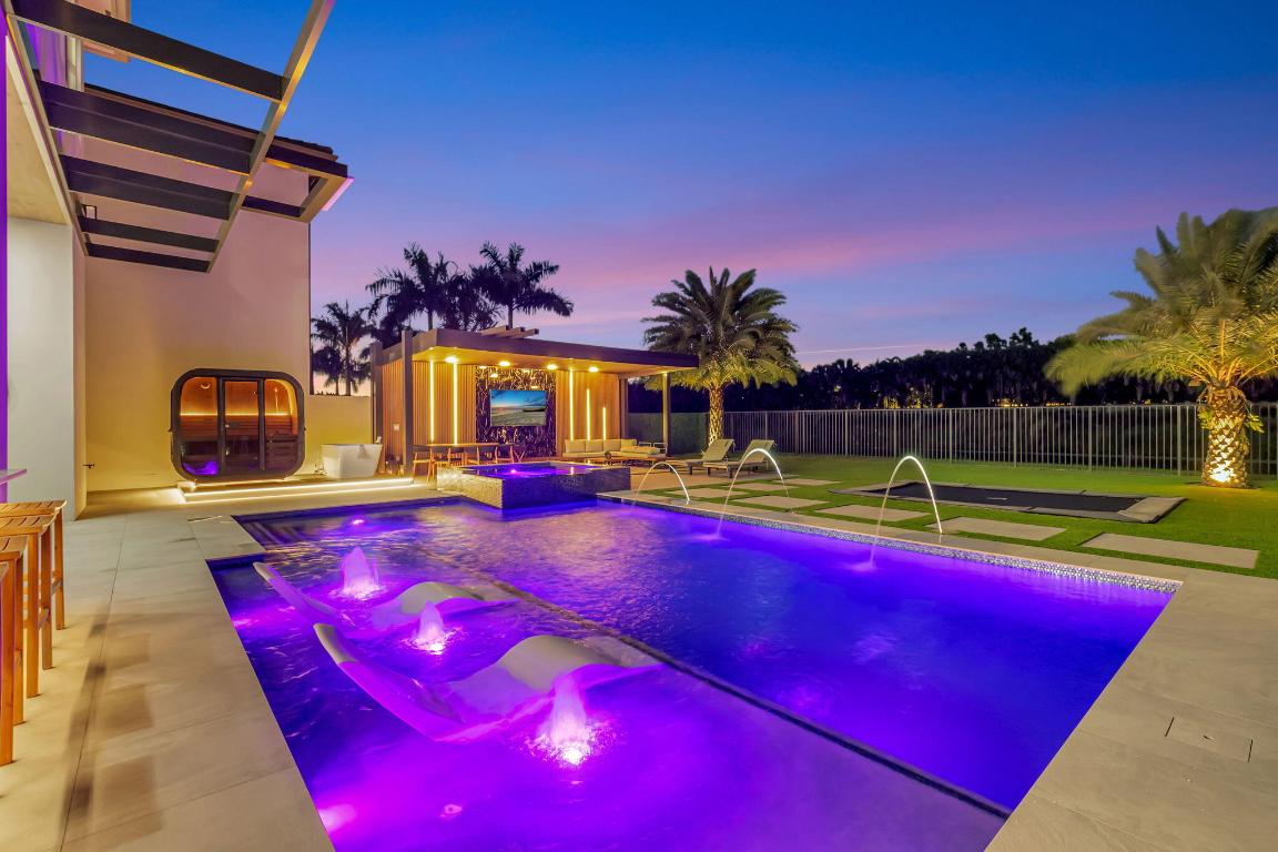 BOCA BRIDGES - Residential