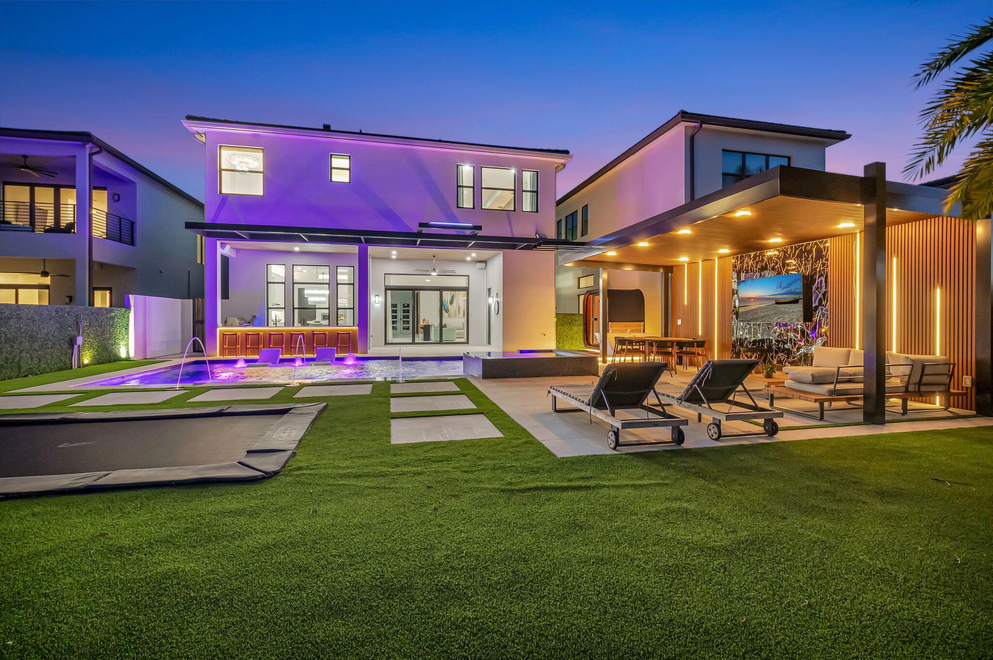 BOCA BRIDGES - Residential