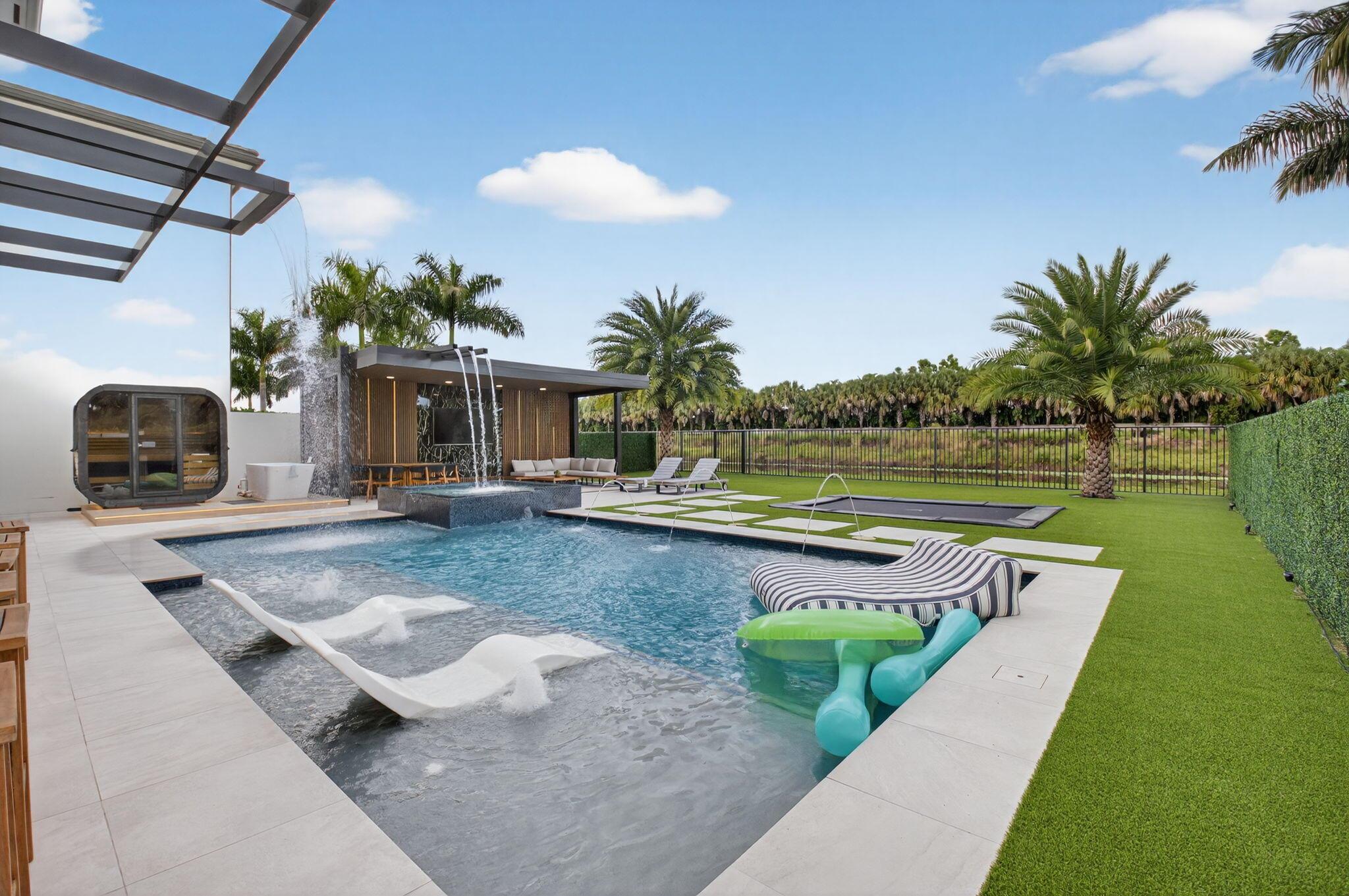 BOCA BRIDGES - Residential