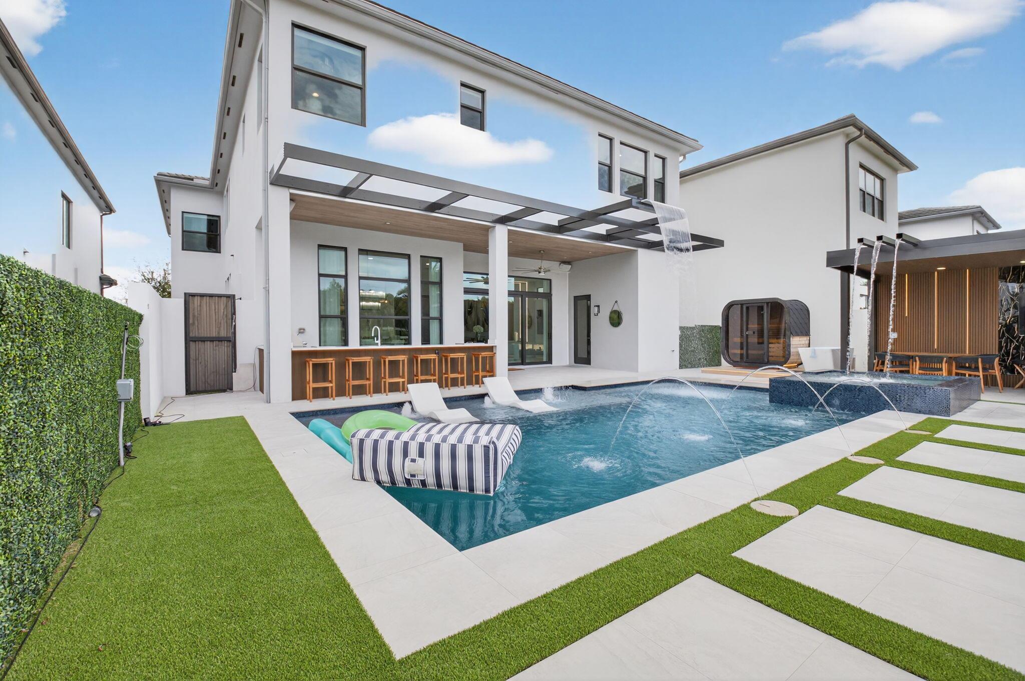 BOCA BRIDGES - Residential