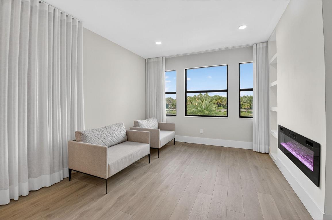 BOCA BRIDGES - Residential