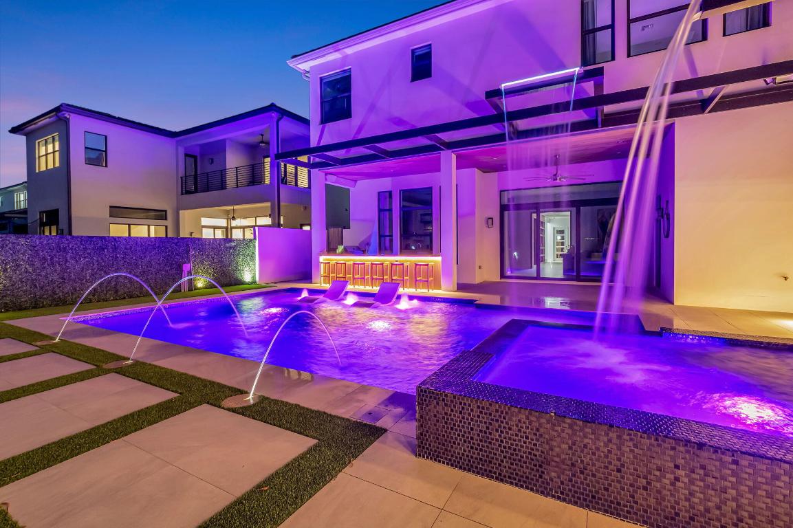 BOCA BRIDGES - Residential