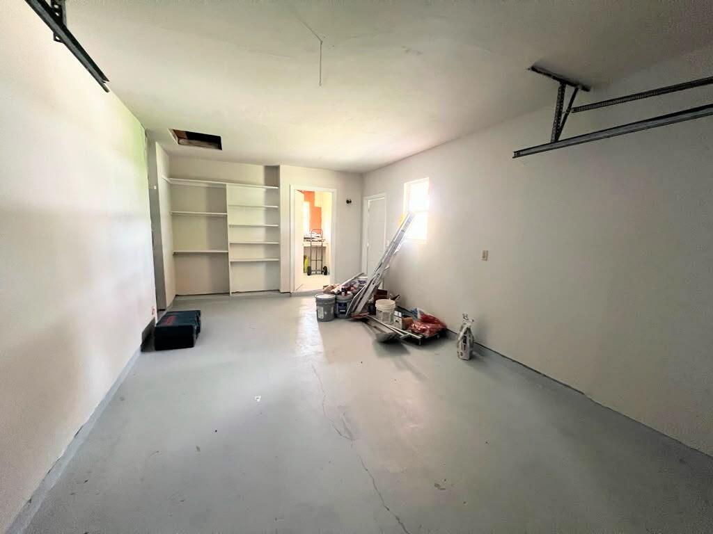 PORT ST LUCIE SECTION 41 - Residential Lease