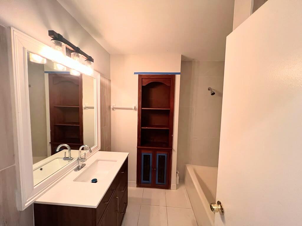 PORT ST LUCIE SECTION 41 - Residential Lease