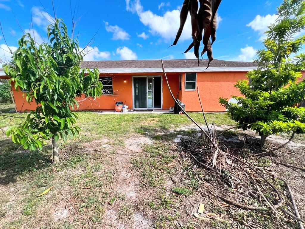 PORT ST LUCIE SECTION 41 - Residential Lease