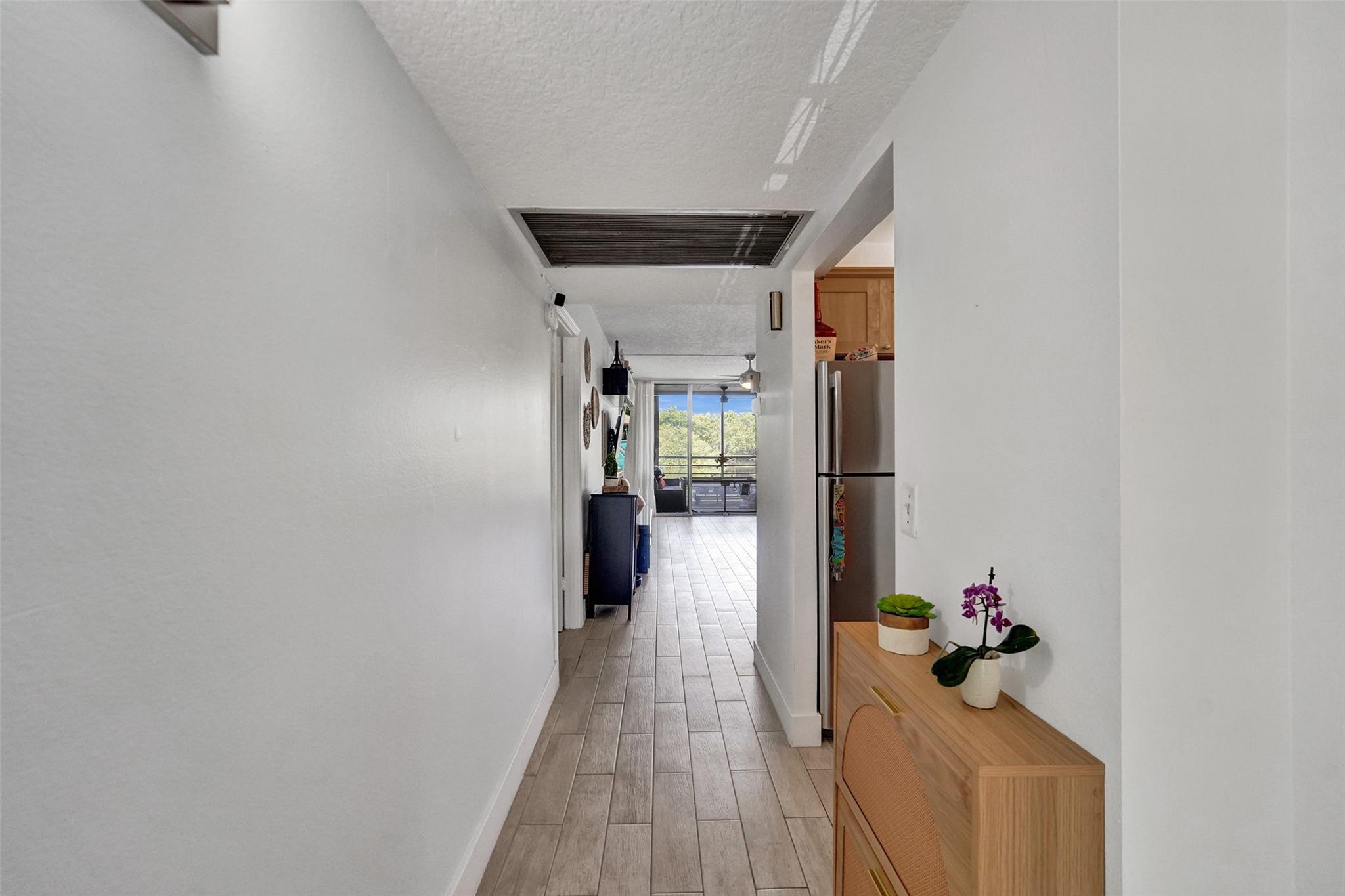 9450 Poinciana Pl 215