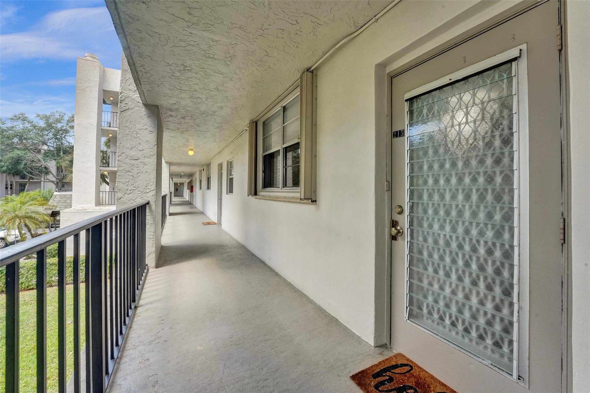 9450 Poinciana Pl 215
