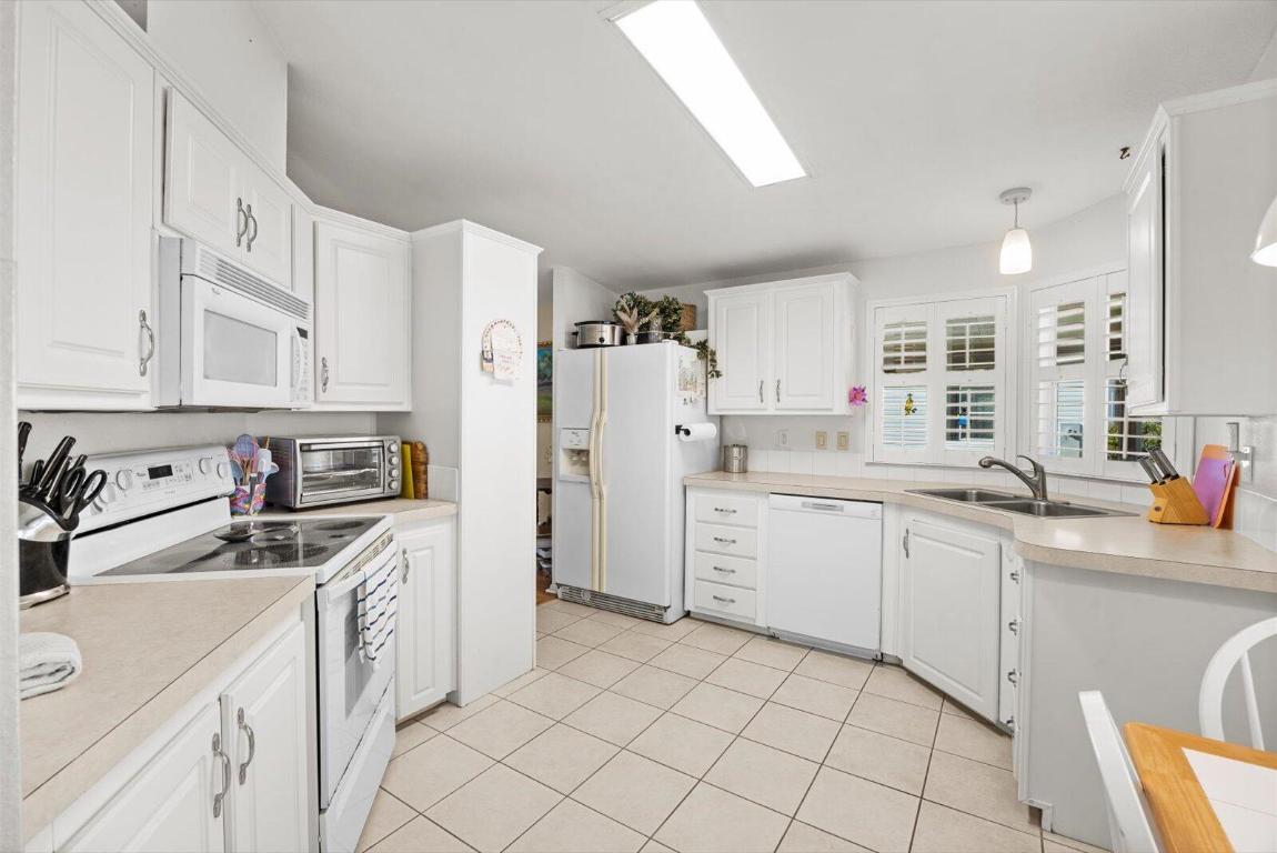 THE LINKS AT SAVANNA CLUB - Residential