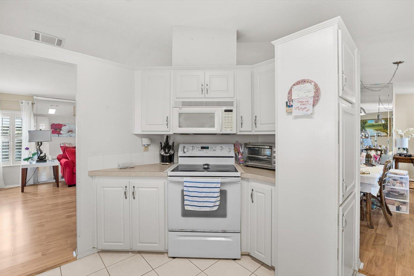 THE LINKS AT SAVANNA CLUB - Residential