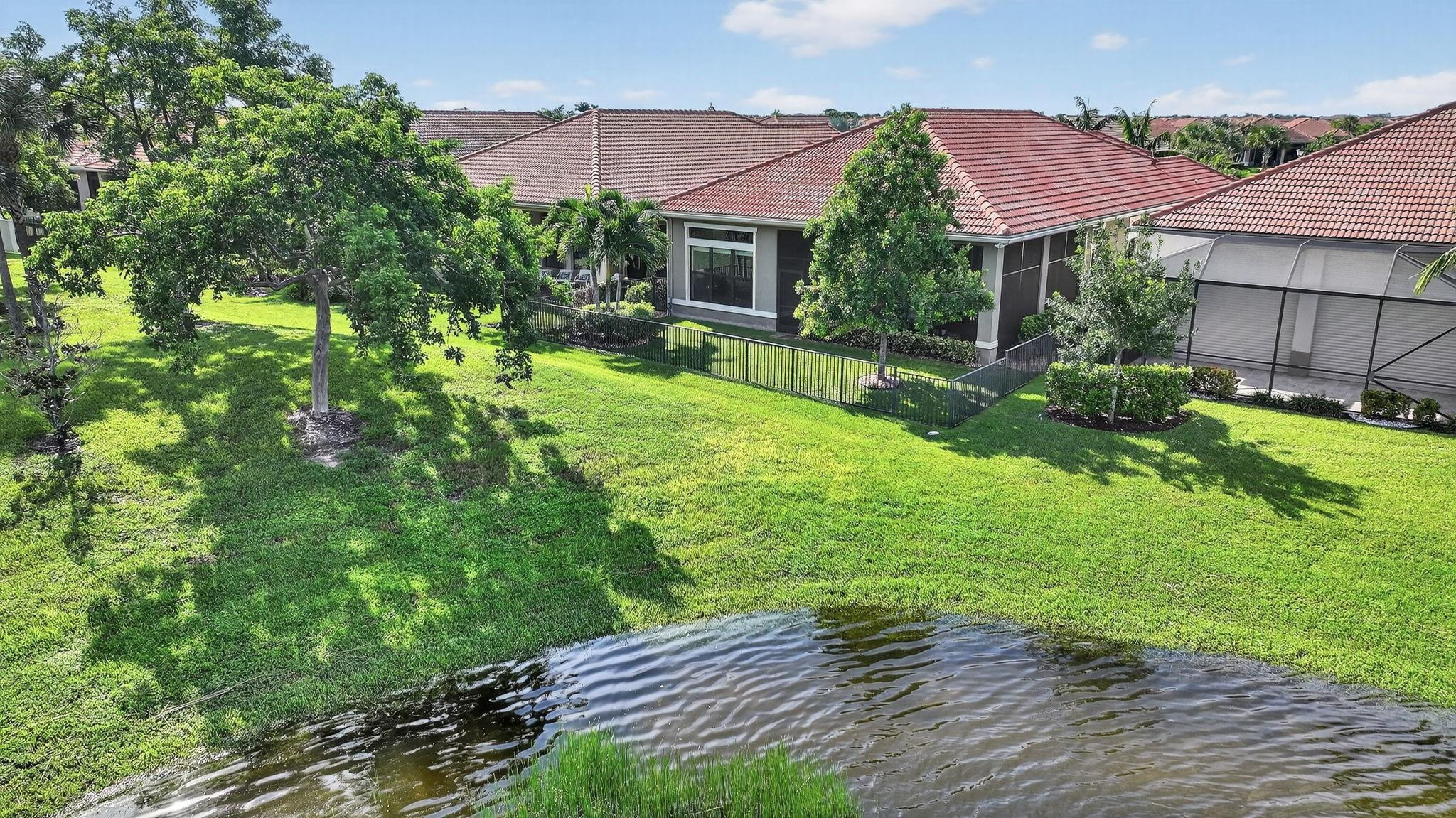 PARKLAND ROYALE - Residential