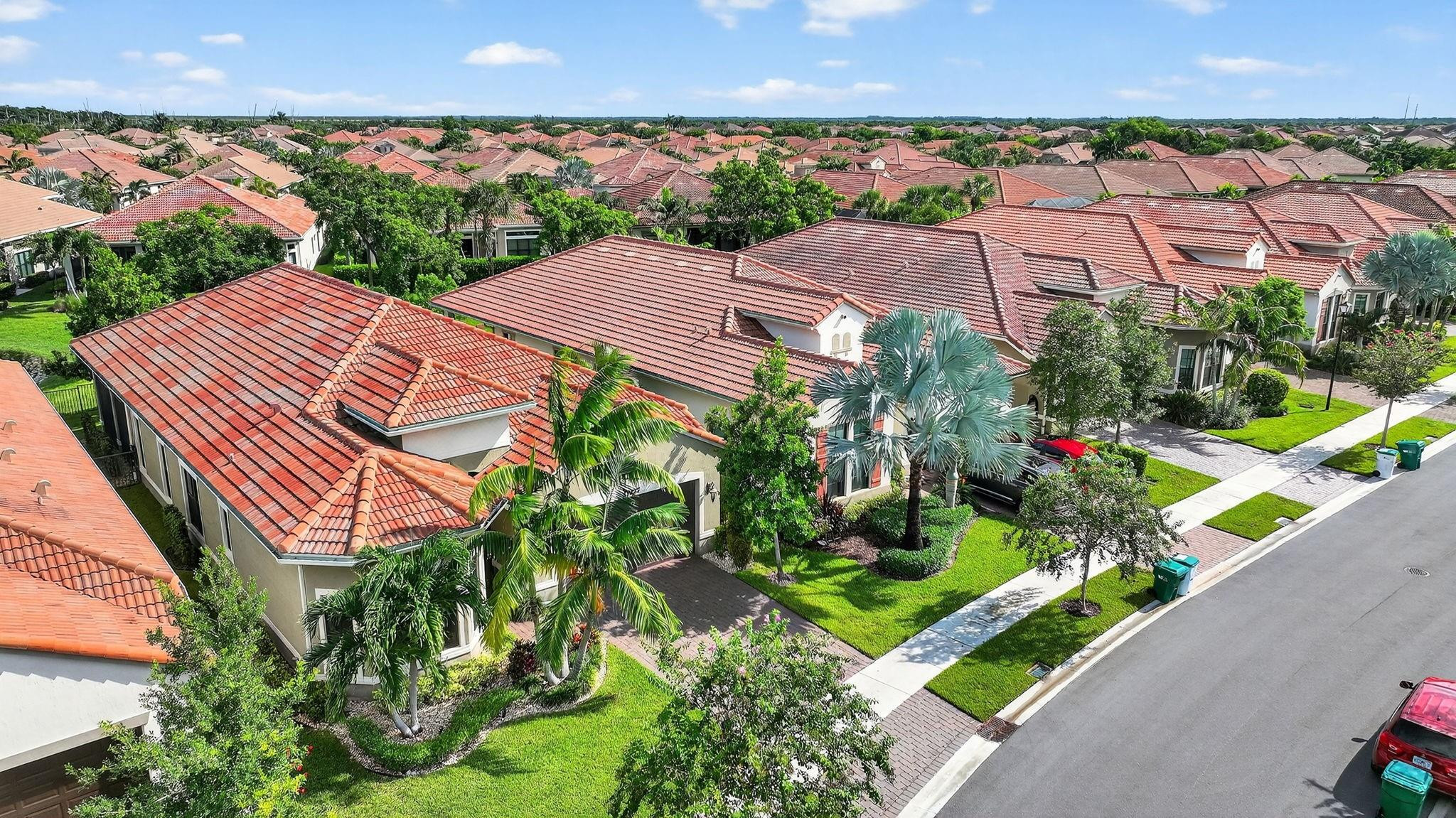 PARKLAND ROYALE - Residential