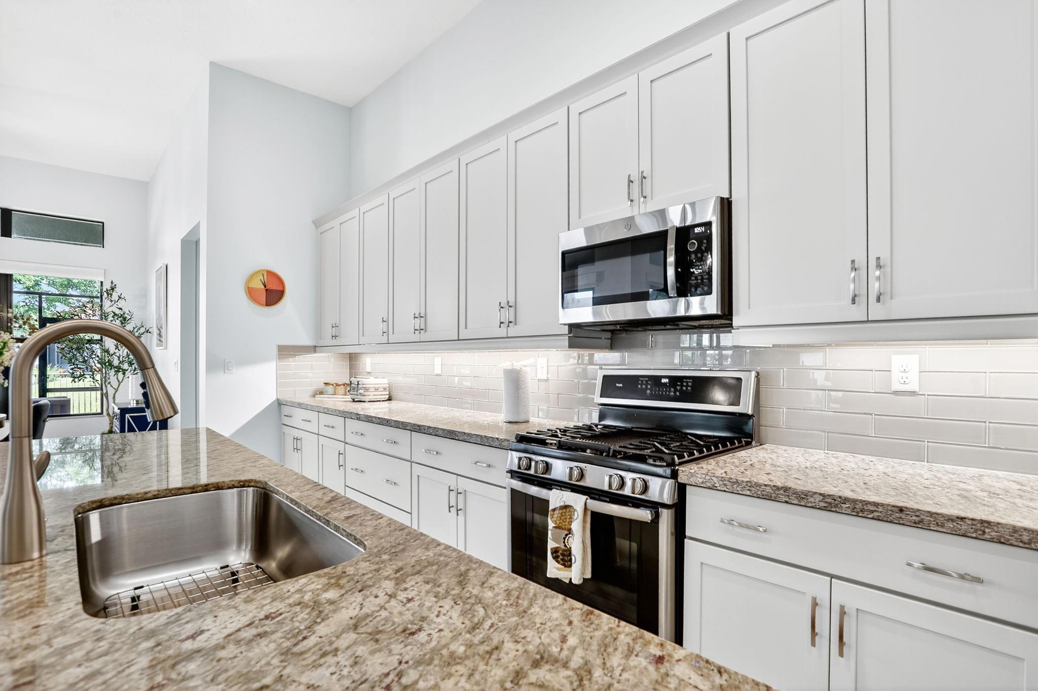 PARKLAND ROYALE - Residential