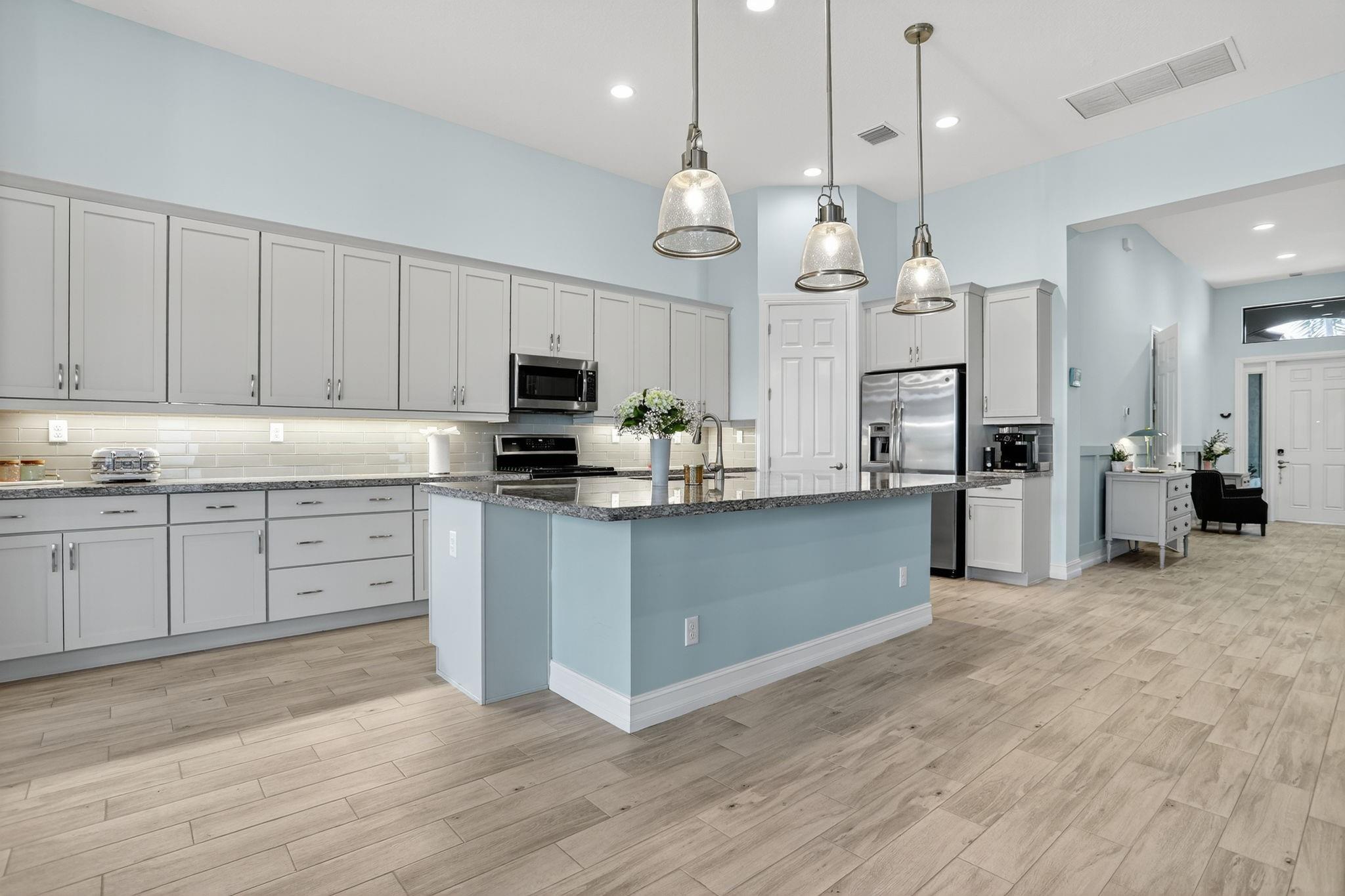PARKLAND ROYALE - Residential