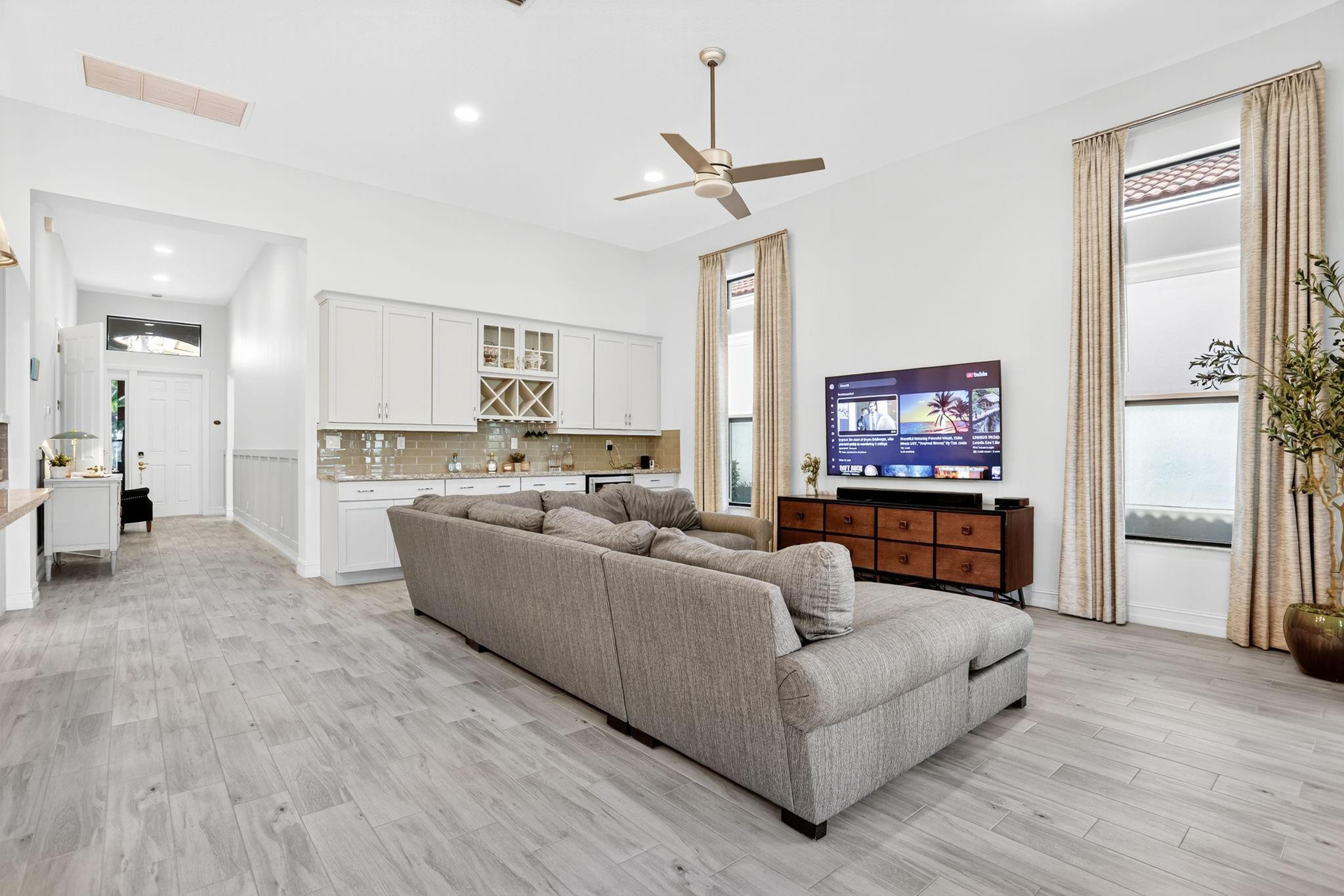 PARKLAND ROYALE - Residential