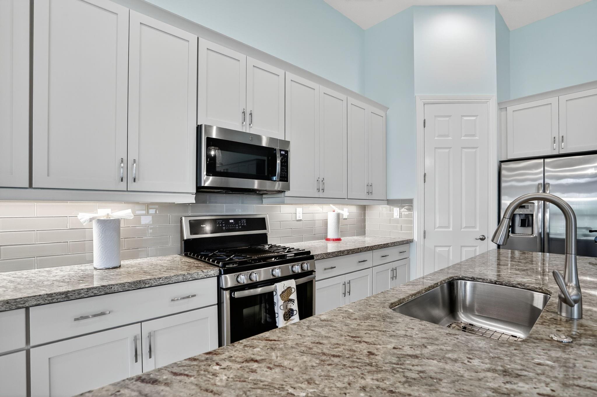 PARKLAND ROYALE - Residential
