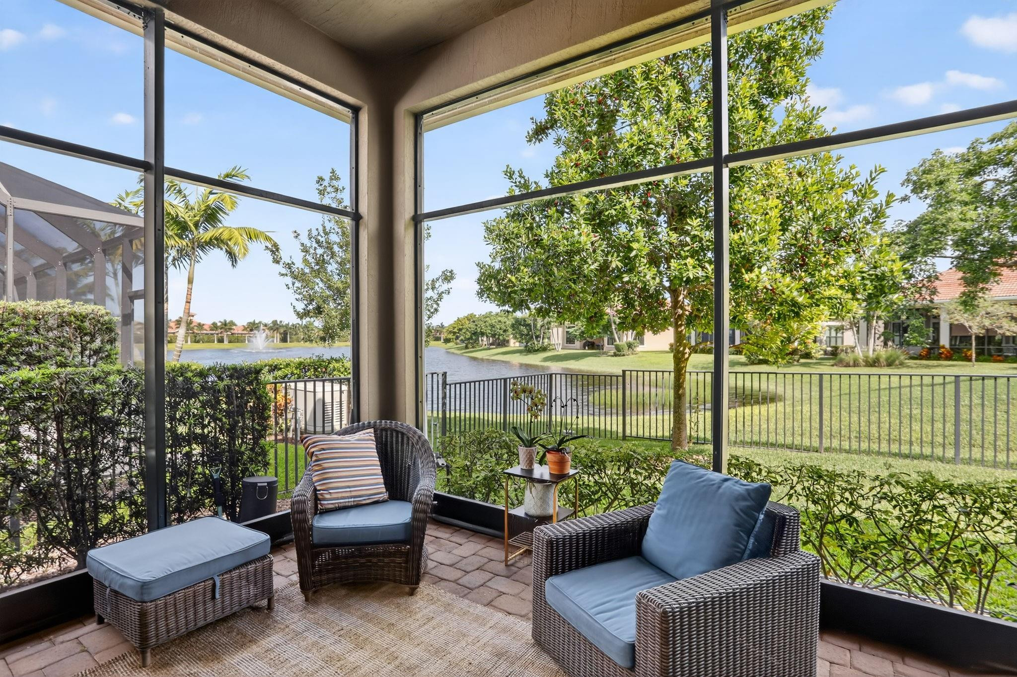 PARKLAND ROYALE - Residential