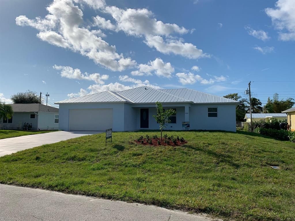 Photo of 3964 SE Lillian Court, Stuart, FL 34997 (MLS # R10713332)