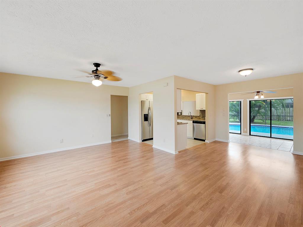 PORT ST LUCIE SECTION 12 - Residential