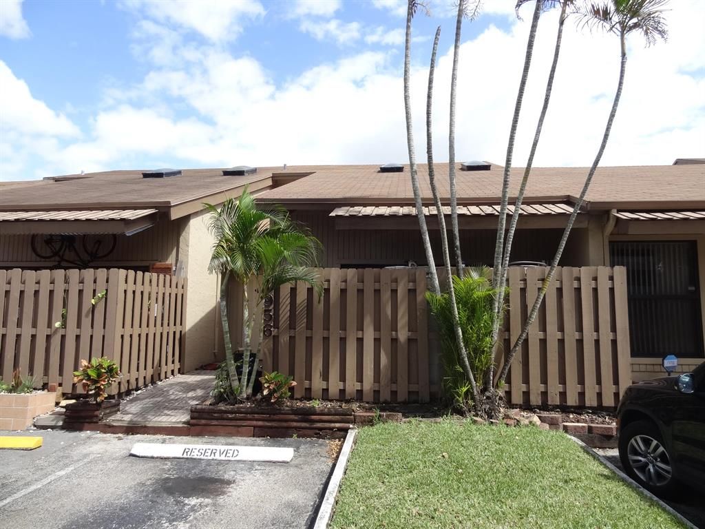 Photo of 1956 SW 81st Way SW #1956, Davie, FL 33324 (MLS # R10698047)