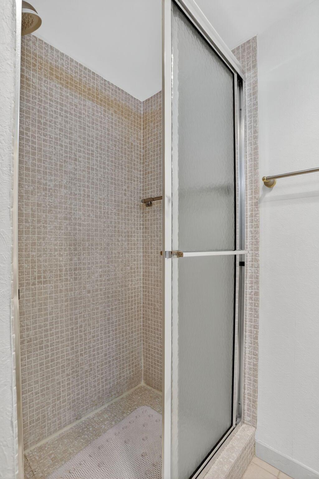 GRANTHAM B CONDO - Residential