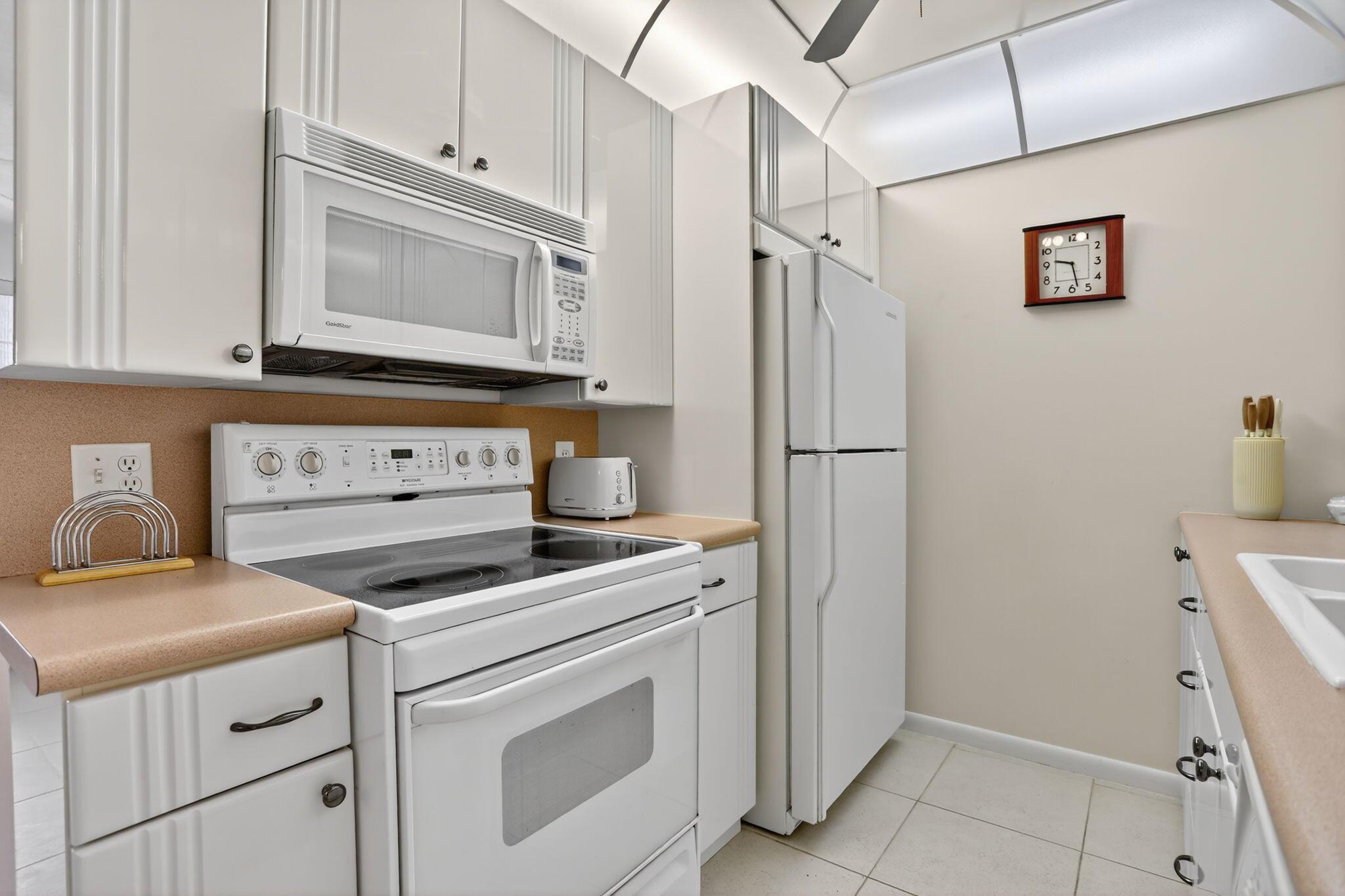 GRANTHAM B CONDO - Residential