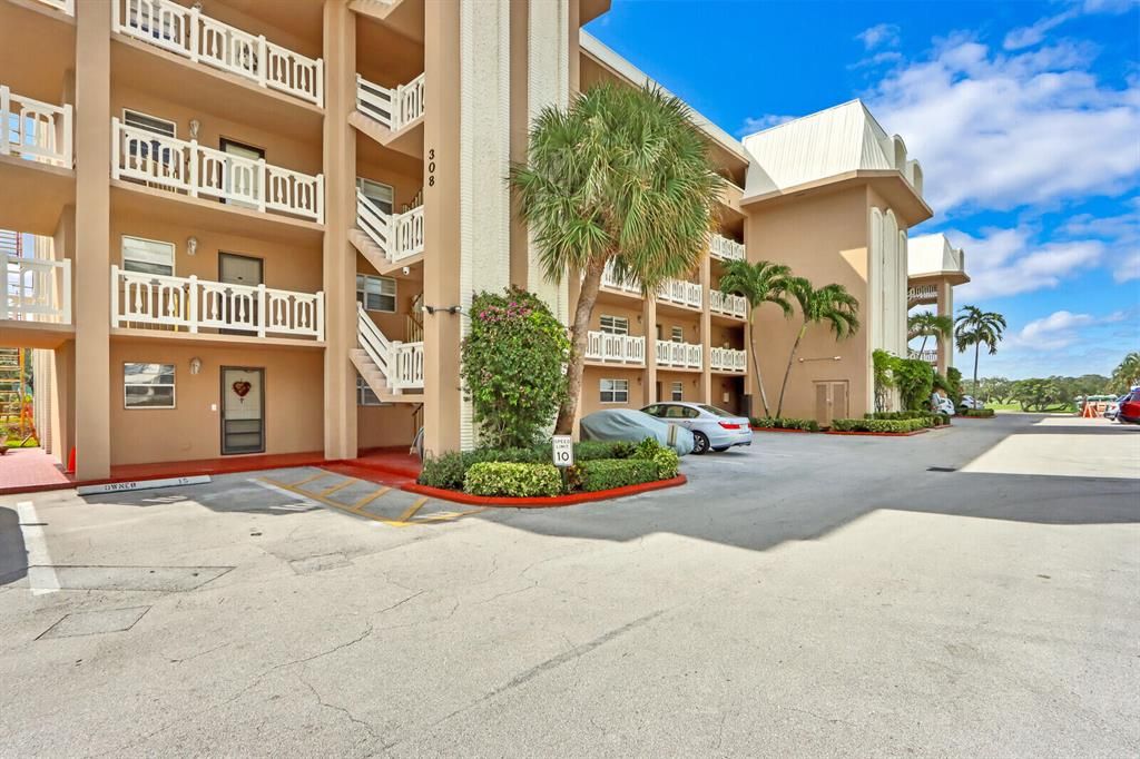 Photo of 308 Golfview Road #203, North Palm Beach, FL 33408 (MLS # R10876262)