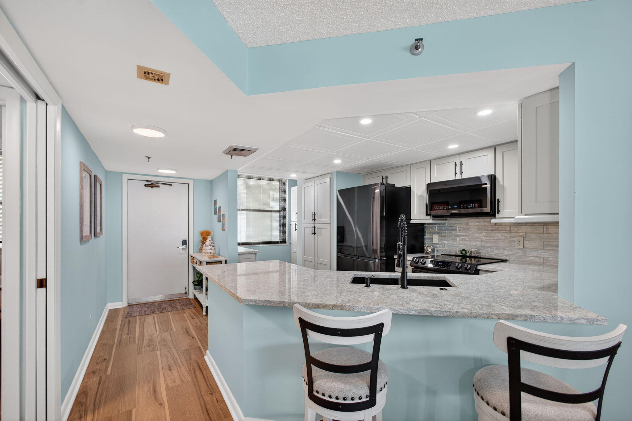 PRINCESS OF HUTCHINSON ISLAND - Residential