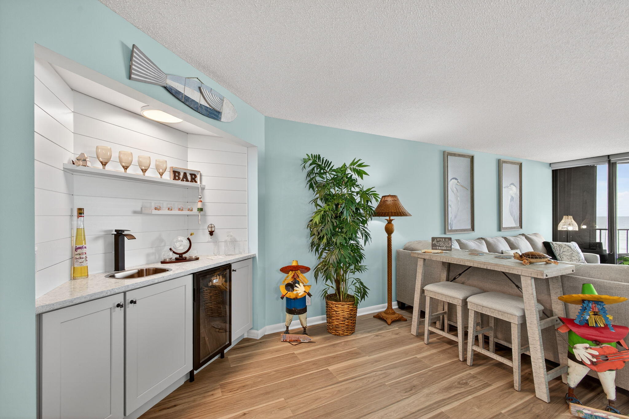 PRINCESS OF HUTCHINSON ISLAND - Residential