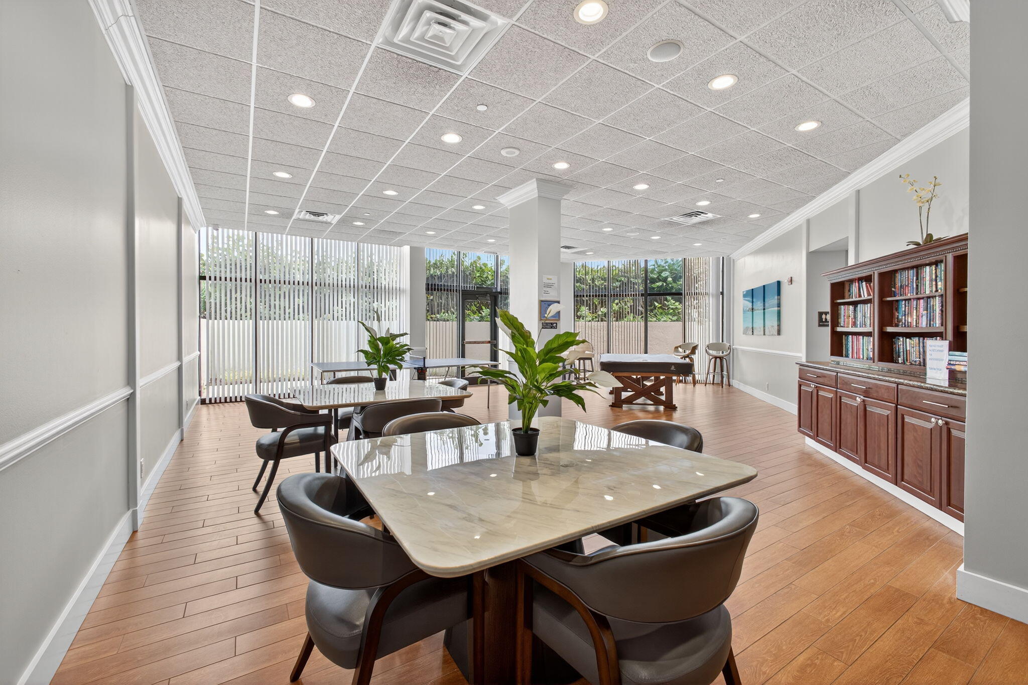 PRINCESS OF HUTCHINSON ISLAND - Residential