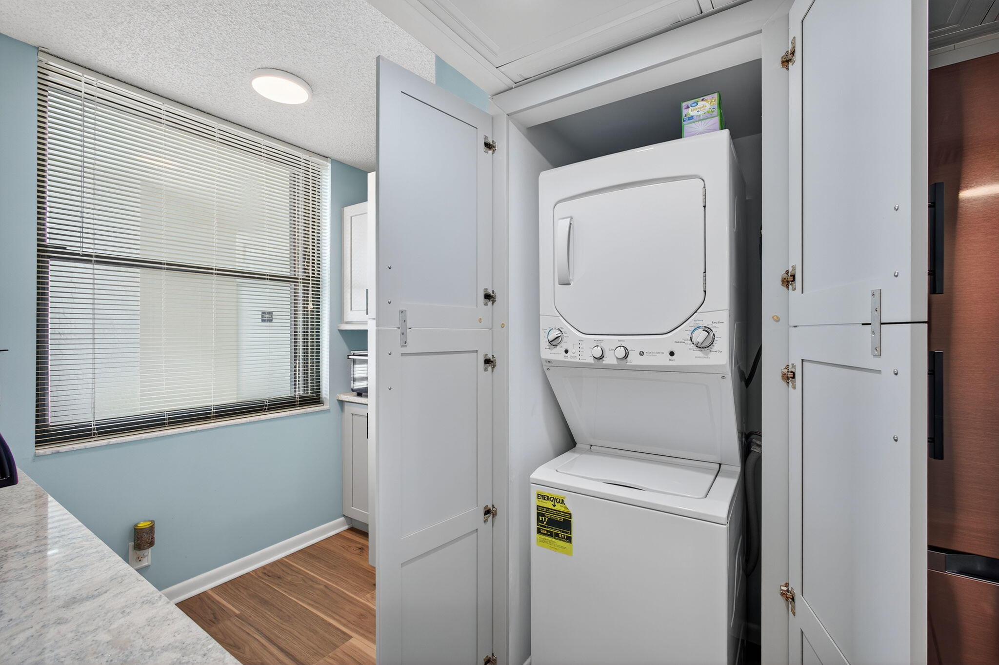 PRINCESS OF HUTCHINSON ISLAND - Residential