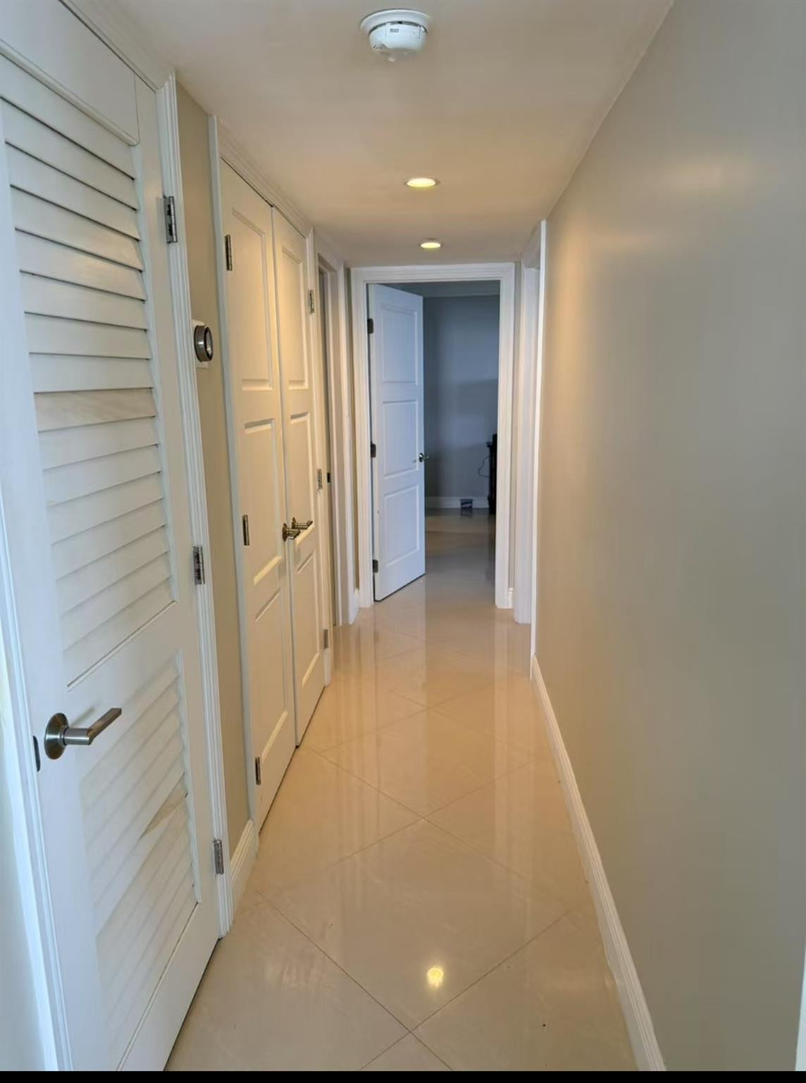 OXFORD TOWERS CONDO - Residential